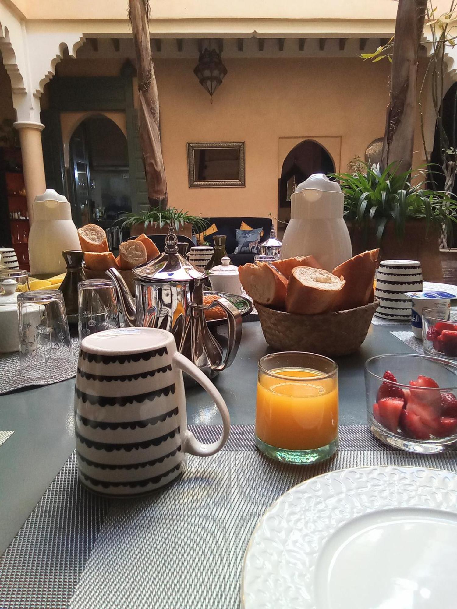 Riad Kerdouss Marrakesh Bagian luar foto